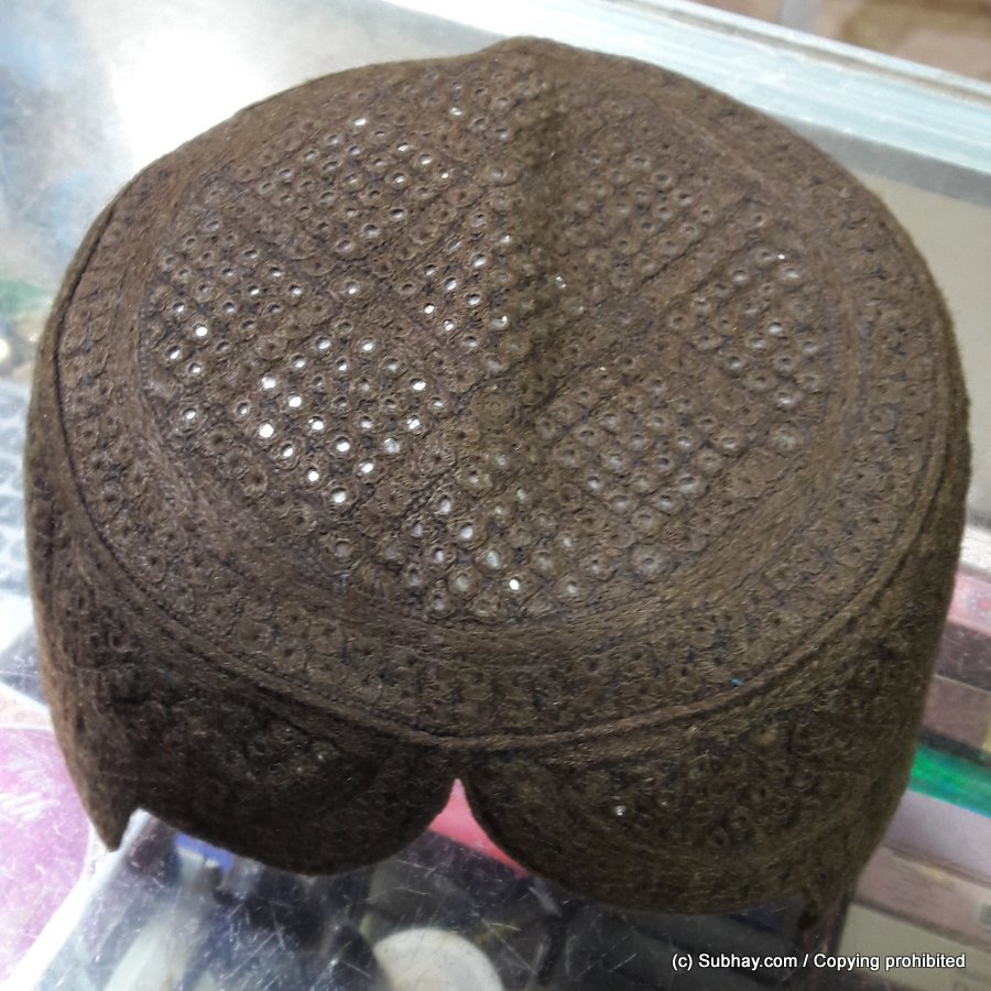 Brown Light Weight Jamali / Saeedabad Cap / Topi (Hand Made) MKC-415